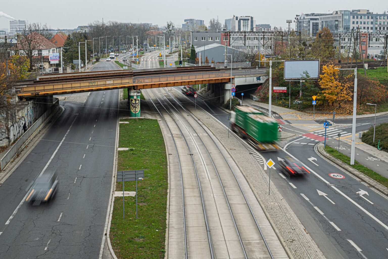 jakie przepisy regulują transport